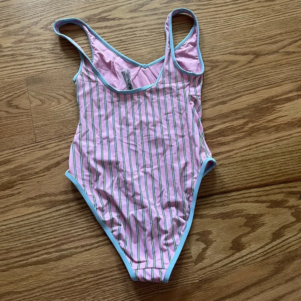 Frankie’s bikinis one piece
